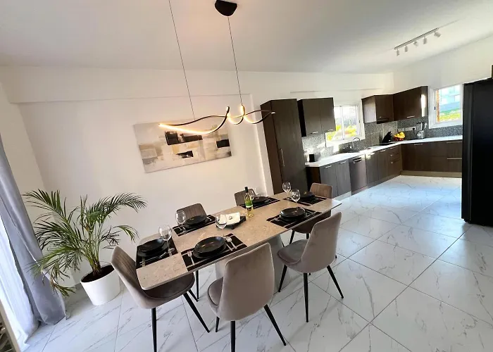 Vila Athinas Protaras