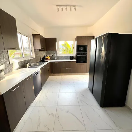 Villa Athinas Protaras