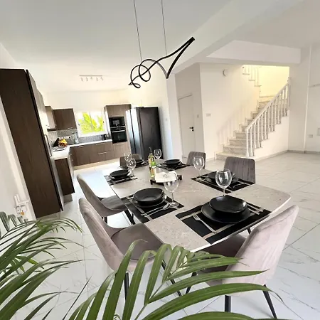 Athinas Villa Protaras