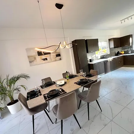 Willa Athinas Protaras