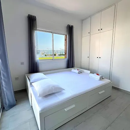 Athinas Villa