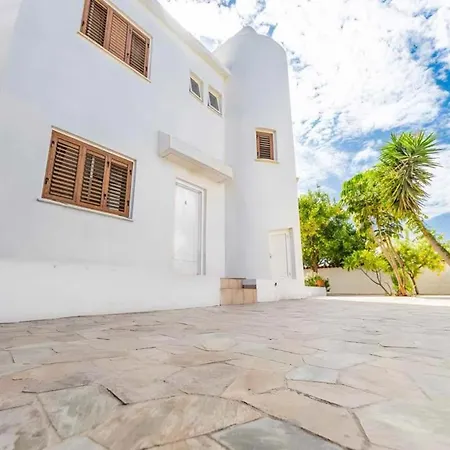 Athinas Villa
